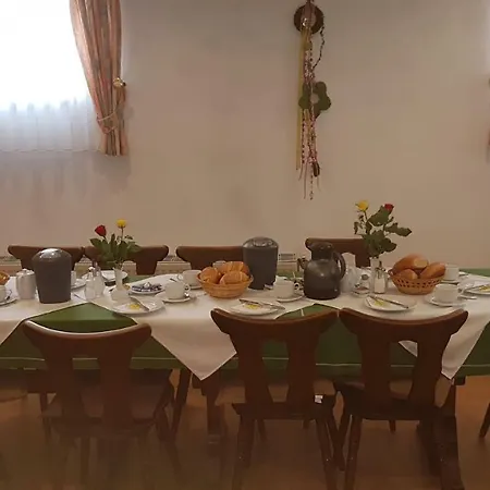 Gastehaus Ackermann Πανσιόν *